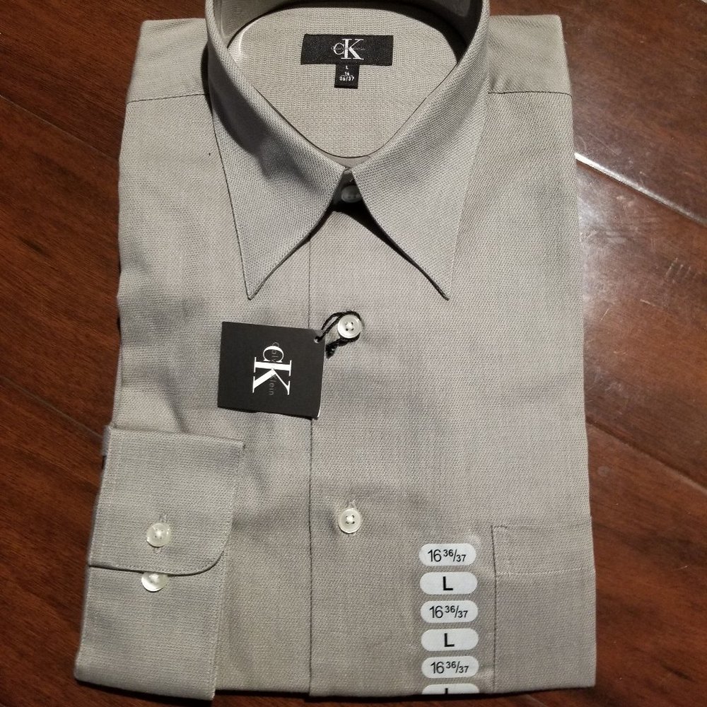 Calvin Klein Male Dress Shirt  (NWT)